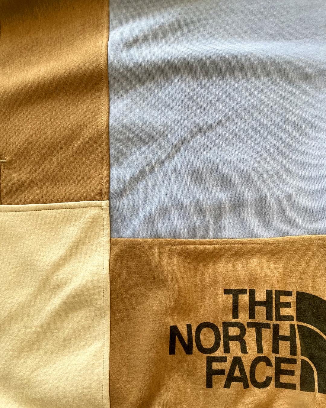 KEEP IT NORTH (L)