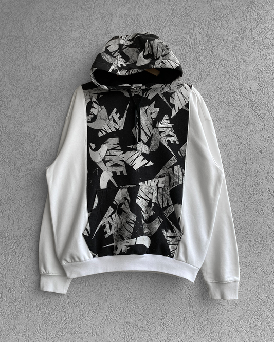 WHITE NIGHT (M)